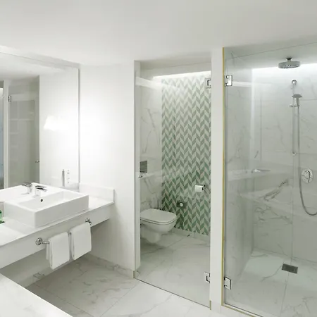 Crowne Plaza Vienna By Ihg-2